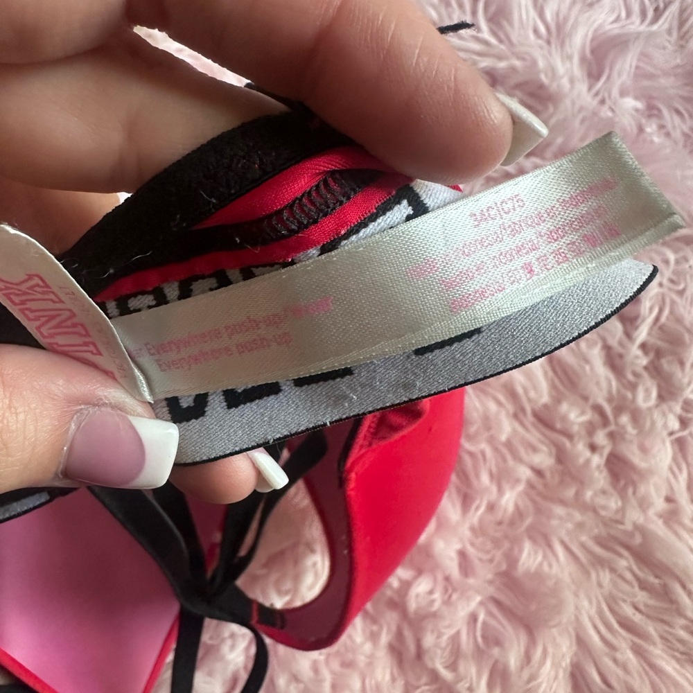 Victoria’s Secret PINK bra - Picture 3 of 3